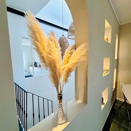 Merveilleuse Maison De Village Maillane Екстериор снимка