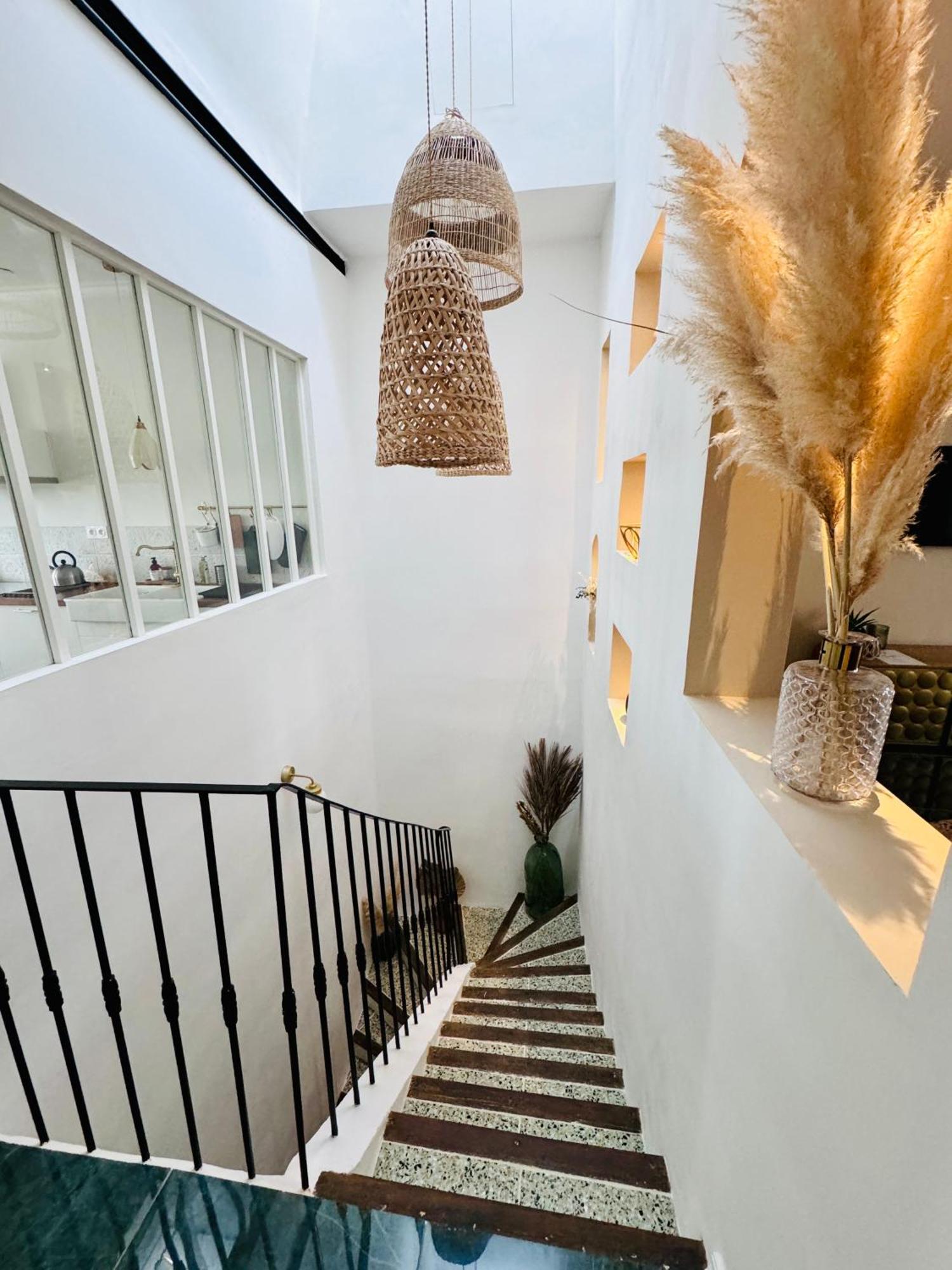 Merveilleuse Maison De Village Maillane Екстериор снимка