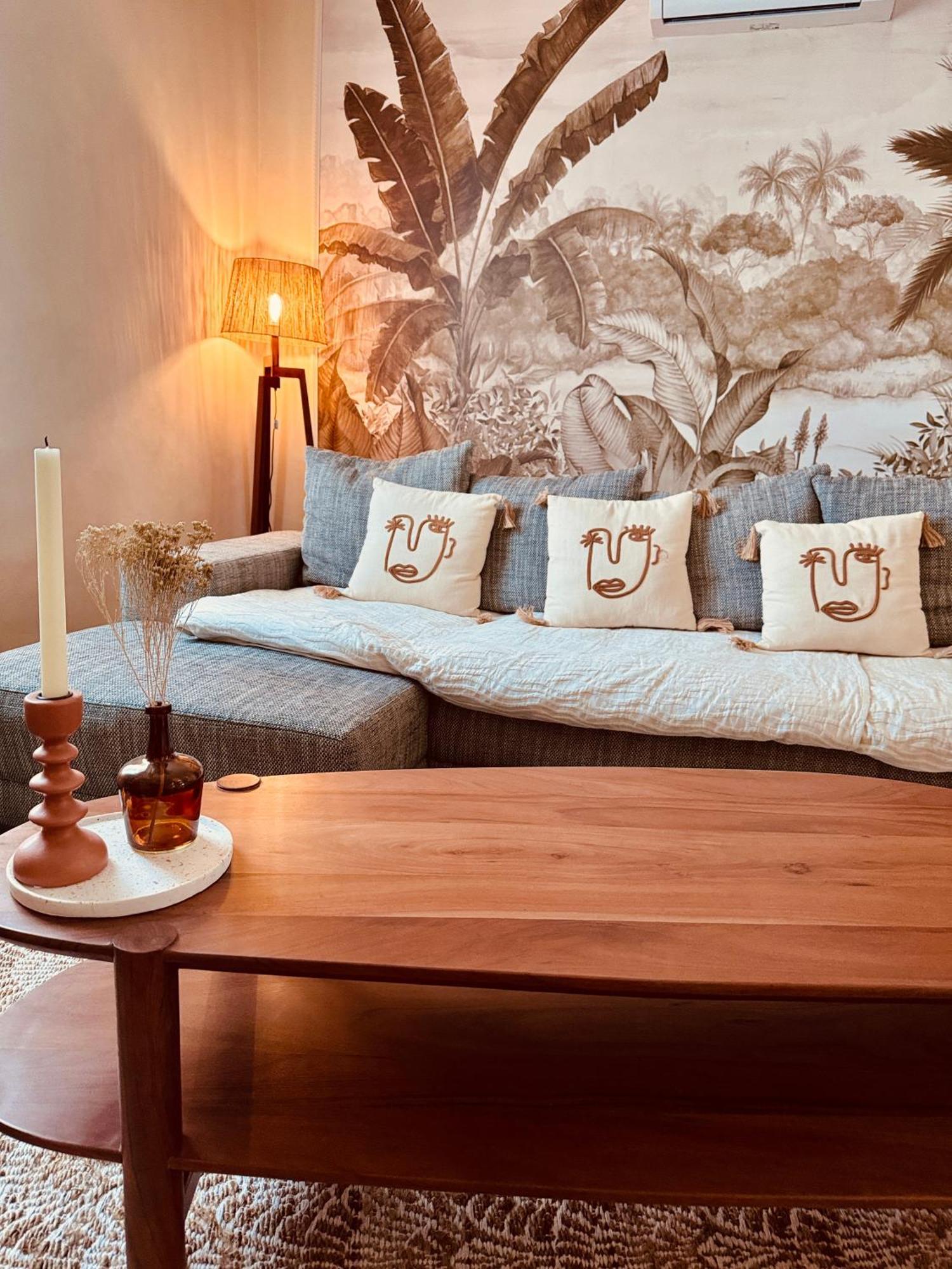 Merveilleuse Maison De Village Maillane Екстериор снимка
